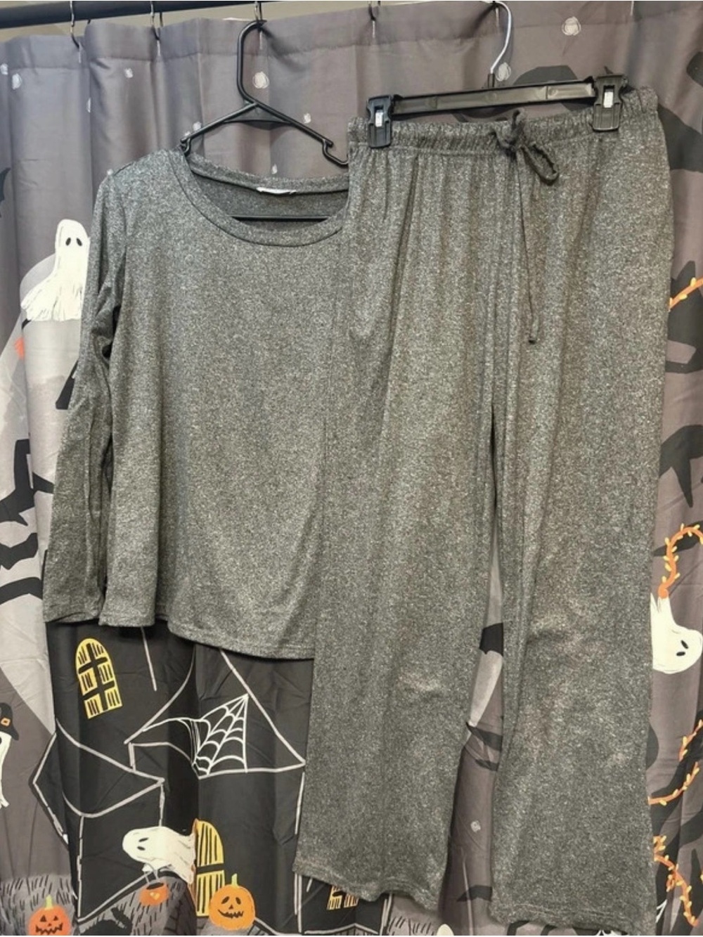 Gray Women's Lounge Pants & Top Set - Cozy Two-Piece